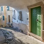 Casa Castelletto * Finale Ligure