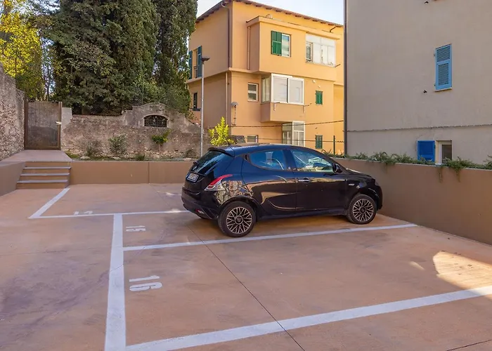 Casa Castelletto * Finale Ligure