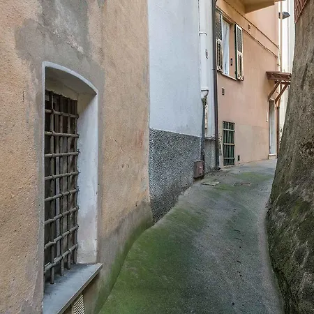 Casa Castelletto Finale Ligure