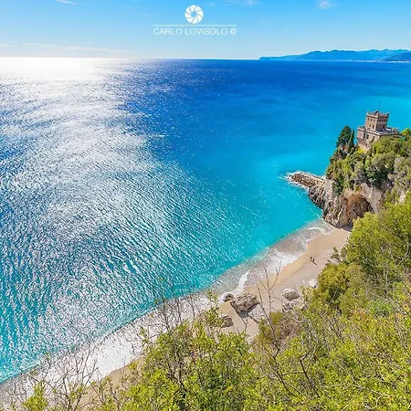 Casa Castelletto Finale Ligure