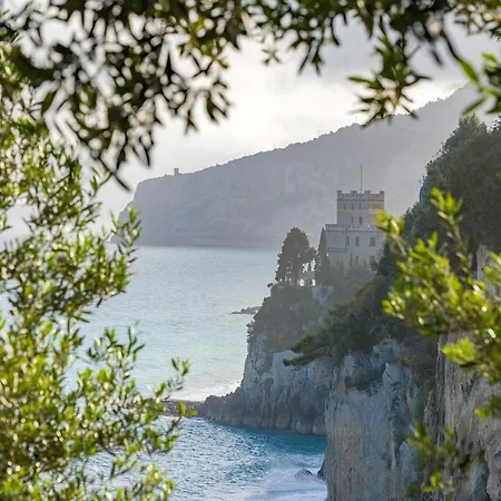 Casa Castelletto Finale Ligure